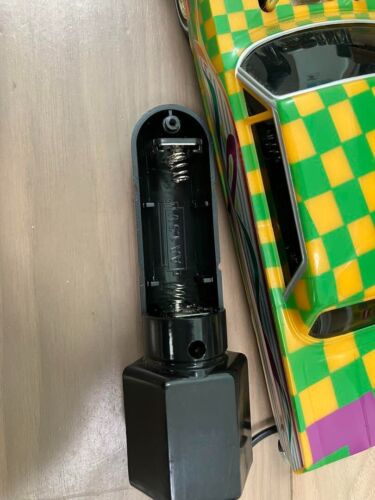 American Low Rider CHEVROLET IMPALA JOKER Radio Control Car 1:25 Good Working - Picture 7 of 9