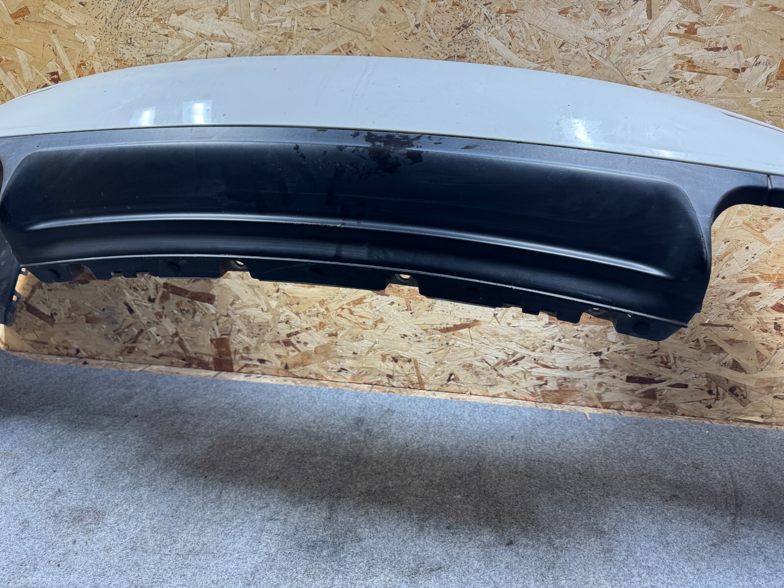 MASERATI GHIBLI M157 14-17 OEM REAR BUMPER COVER PANEL W/ VALANCE TRIM WHITE 60K