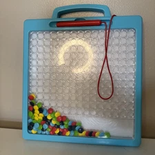 Chuckle and Roar - Magnetic Dot Art Designer - Kids Color by Number Toy - Mes