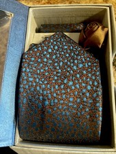 Men  s Tie With Handkerchief And Square Pocket Flower