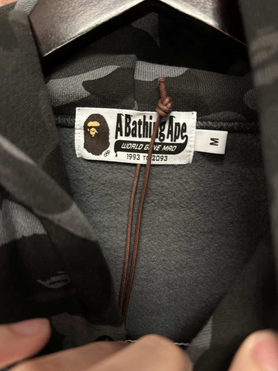 Size Medium - BAPE x DC Batman Color Camo Full Zip Hoodie 'Black