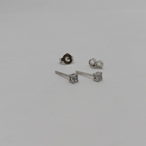 ORECCHINI A BOTTONE PUNTO LUCE CON ZIRCONI IN ORO BIANCO 18KT 1,03 GRAMMI (7431) - Foto 6 di 9