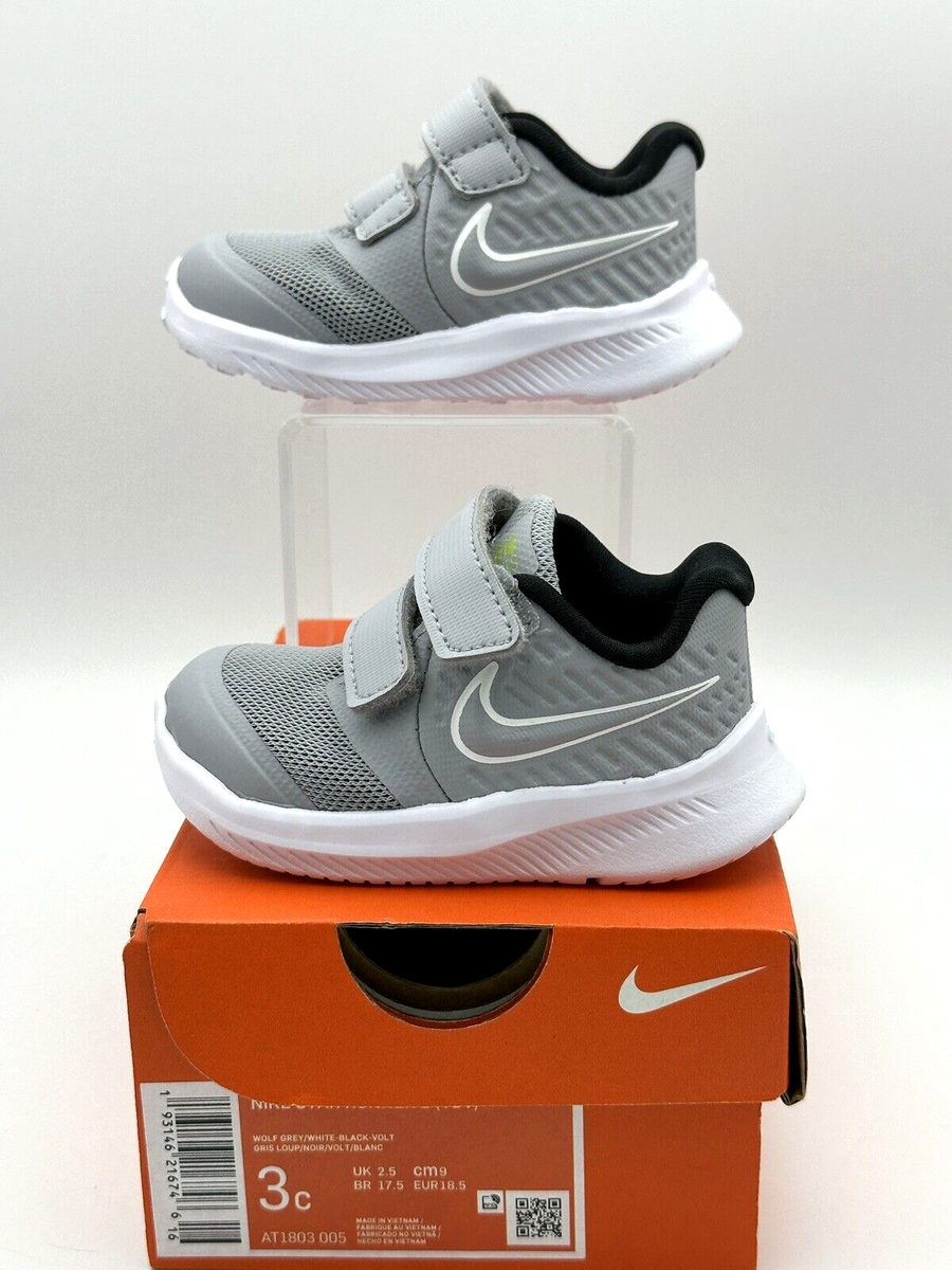 Nike AT1803-005 Star Runner Sneaker Gray/White Size 3C Toddler
