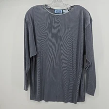 QPS Large Long Sleeve Crew Neck Shirt