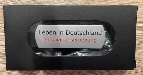 USB Stick, Leben in Deutschland, Innovationserhebung , Sammlerstück,  4GB