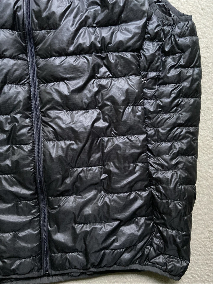 Men’s Patagonia Micro Puff Vest Size Large - Image 3 of 4
