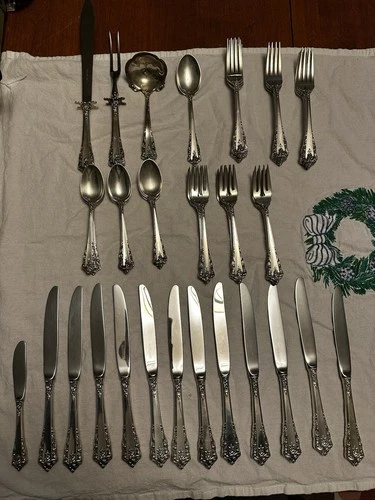 Lunt Rondelay Sterling Silver Flatware Set 53 Pieces No Monogram