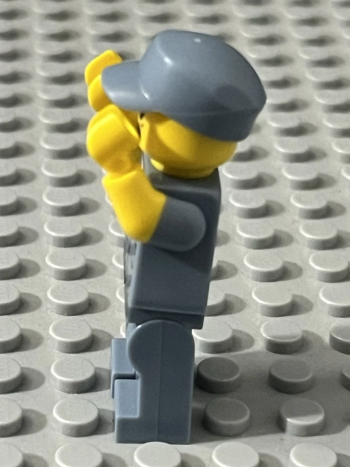 Lego Serie 15 Minifigura - Conserje Foto 4 de 4