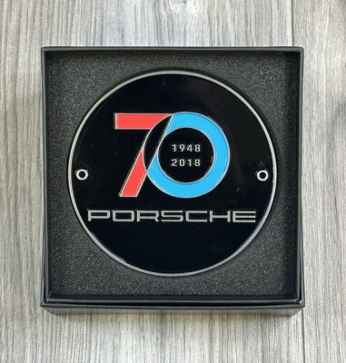 PORSCHE WAP0507100K ORIGINAL 70TH ANNIVERSARY GRILL BADGE #1196/1948 R21  RARE