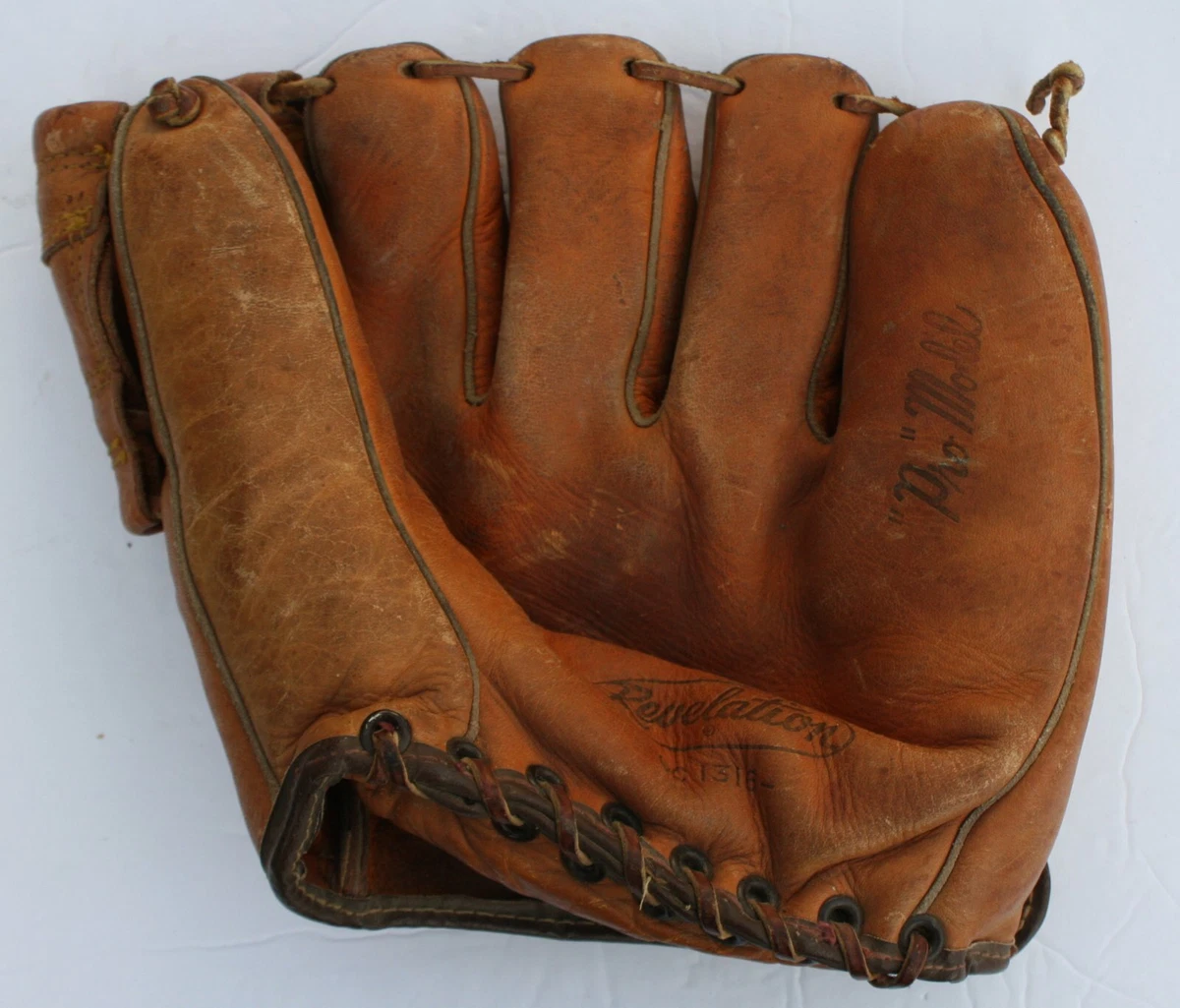 Vintage Revelation Baseball Mitt Glove GC 1316 Pro Model No
