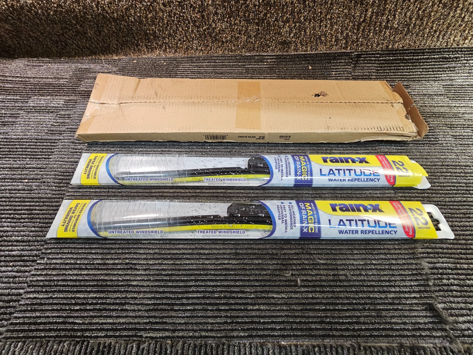 (QTY 2) Rain-X 5079279-2 Latitude 22-inch 2-IN-1 Water Repellency Wiper Blade