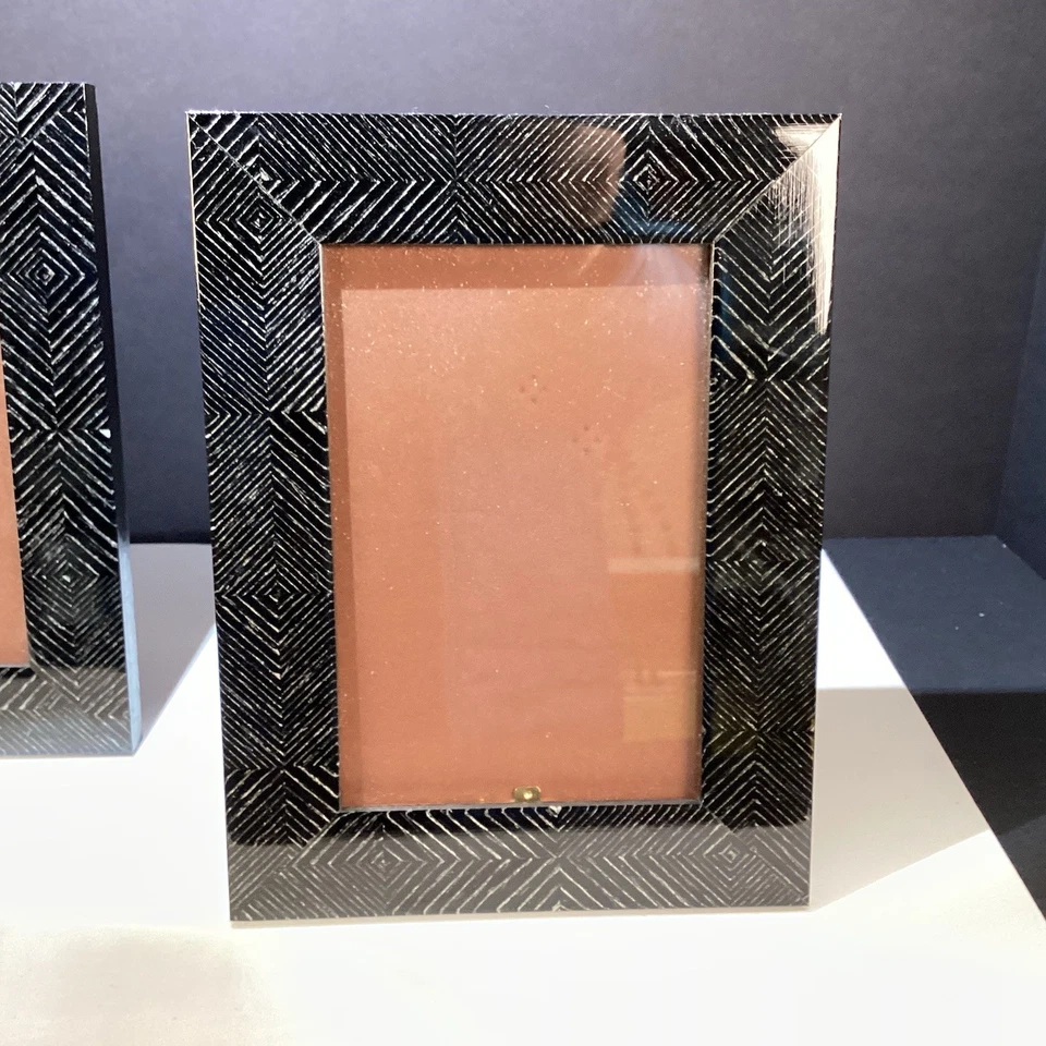 2 NATALINI handcrafted Italian wood marquetry picture frames 4x6 Photo in black  - Image 2 of 4