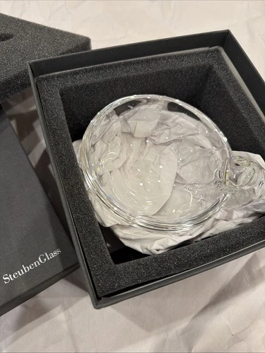 VINTAGE STEUBEN CRYSTAL OLIVE DISH WITH "SNAIL"  HANDLE w Box