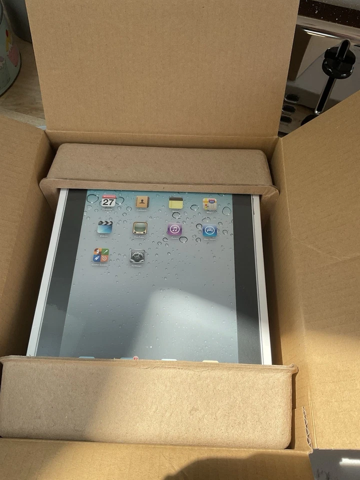 Factory Sealed Unused iPad 1st Generation, The Original iPad - Image 3 of 3