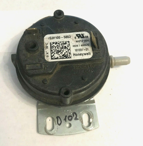 Honeywell IS20100-5853 Furnace Air Pressure Switch 101231-01 used #O102