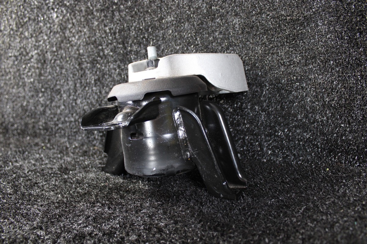 カホン　Santafe ビンテージ HYUNDAI SANTA FE Automatic Trans Mount Bracket RH 2.4L 19 20 21810