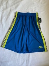 nike sb shorts Boys L