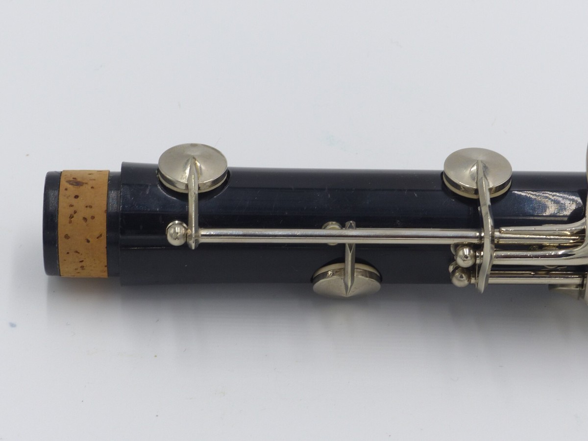 EVETTE (BUFFET) STUDENT PLASTIC Bb CLARINET (EQUIVALENT TO BUFFET