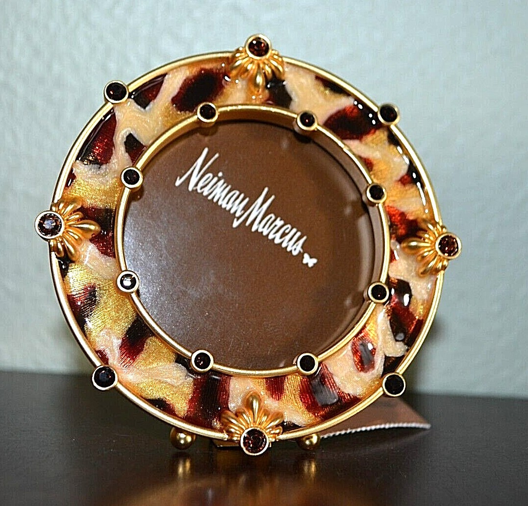 Jay Strongwater Small 2" Round Picture Frame Enamel and Stone Animal