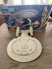 Star Trek Playmates Enterprise D NCC-1701-D Boxed Working Lights Sound  Decals