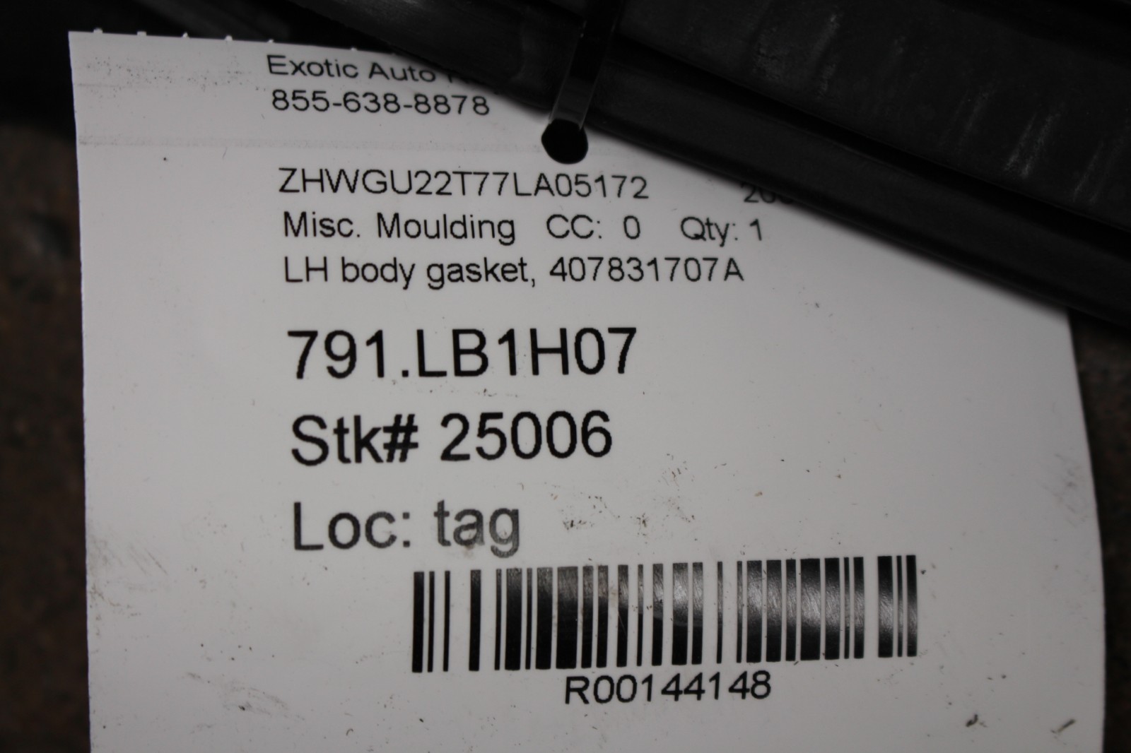 Lamborghini Gallardo, Spyder, LH, Left, Gasket on Body, Used, P/N 407831707A