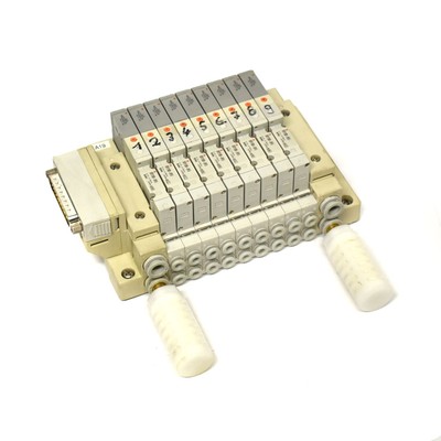 SMC Manifold Plug-in D-Sub w/ 9x SMC SV1100-5FU Solenoid Valves 0.15MPa - 0.7MPa