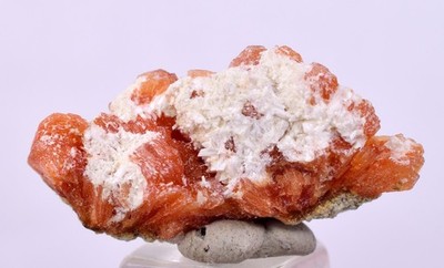 2,6 cm ROT ORANGE ZEOLITH STILBIT LAUMONTIT CALCIT KRISTALLE PERU FB90