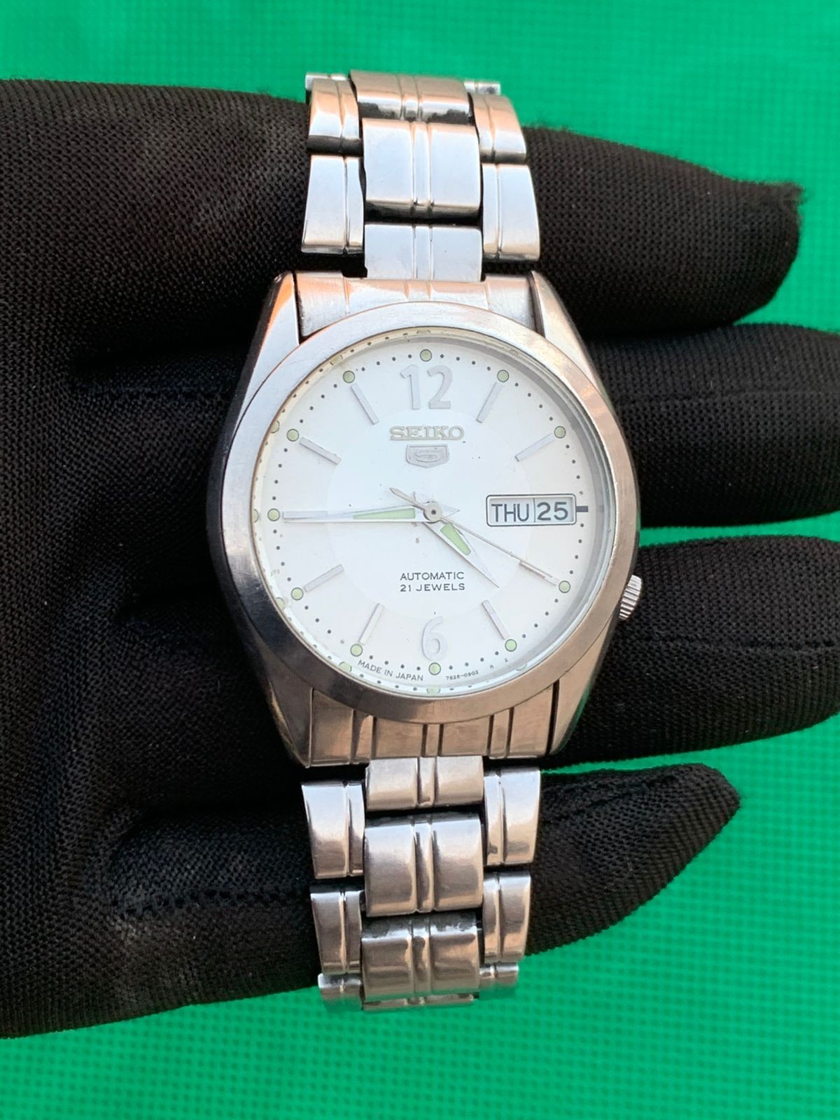Wristwatch Vintage made Steel in Stainless Automatic men white Seiko5 Japan dial - vintagewatches.pk