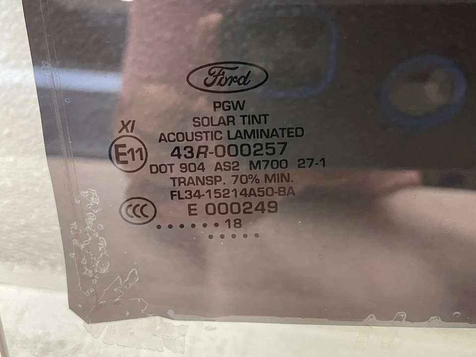 Panel de vidrio ventana puerta paso delantero derecho Ford F350 Super Duty 17 18 19 1604 OEM Foto 2 de 4