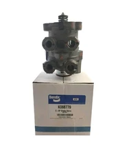 BENDIX E-8P DUAL BRAKE FOOT VALVE - K068779