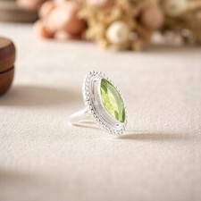 Natural Peridot Gemstone 925 Sterling Silver Handmade Jewelry Ring Gift For Love