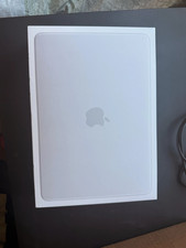 13 inch Macbook Neo in Silver 516 GB with touch ID NEW SEALED