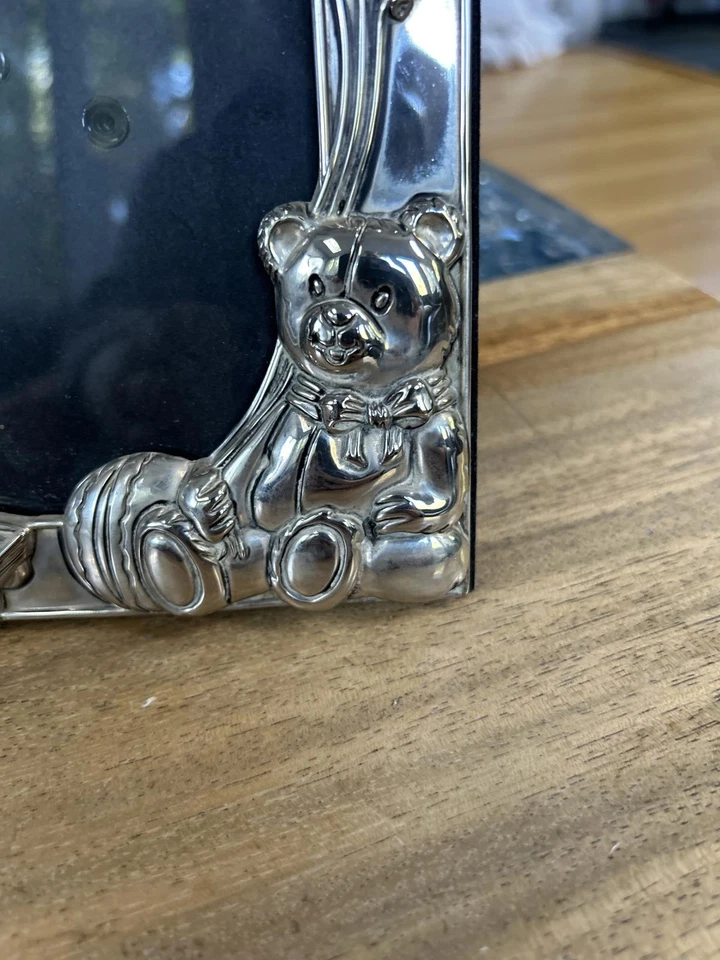 Marco de bebé Godinger plateado con oso de peluche y globo Foto 2 de 3