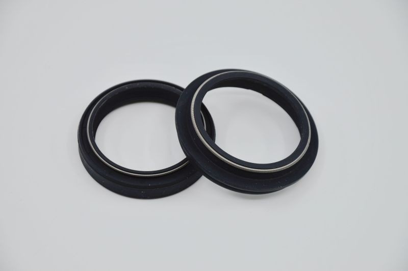 Fits SKF KITB-43S Complete set of oil and dust gaskets for the front suspension