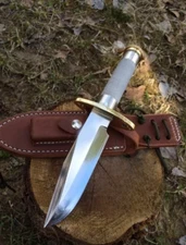 CUSTOM HANDMADE D2 TOOL STEEL HUNTING BOWIE KNIFE WITH HOLLOW HANDLE & SHEATH