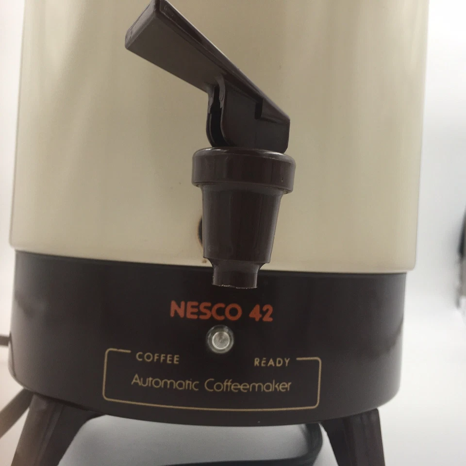 Vintage Medco 42 Cup Automatic Coffee Maker Aluminum Electric Percolator - Image 2 of 4