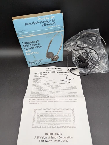 Realistic Nova 36 Stereo Lightweight Headphones 1980s Vintage Classics Mini Plug