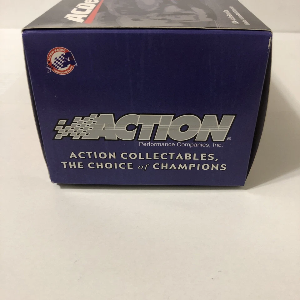 Action Collectibles #2 Johnny Sauter AC Delco 2002 coche fundido a presión 1:24 nuevo Foto 3 de 4