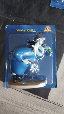 Hazel the Witch Witch Figure Looney Tunes Figure Atlas Cartoon