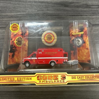 New Code 3 City Of Long Beach CA Fire Department Ambulance Paramedics 1/64 12057