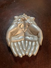 Cupped Hands Figurine Soap Dish