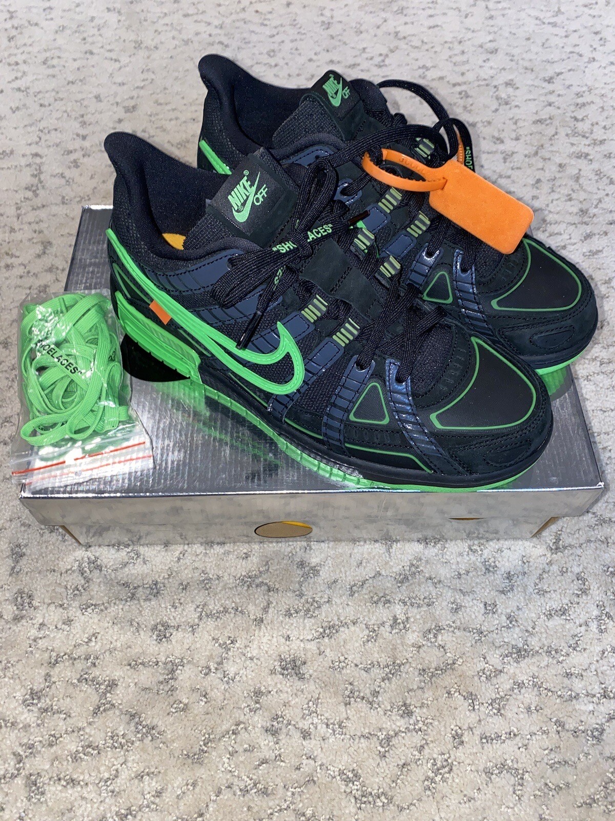 OFF WHITE X NIKE 9 M Nike Air Rubber Dunk x bianco sporco verde basso a strisce