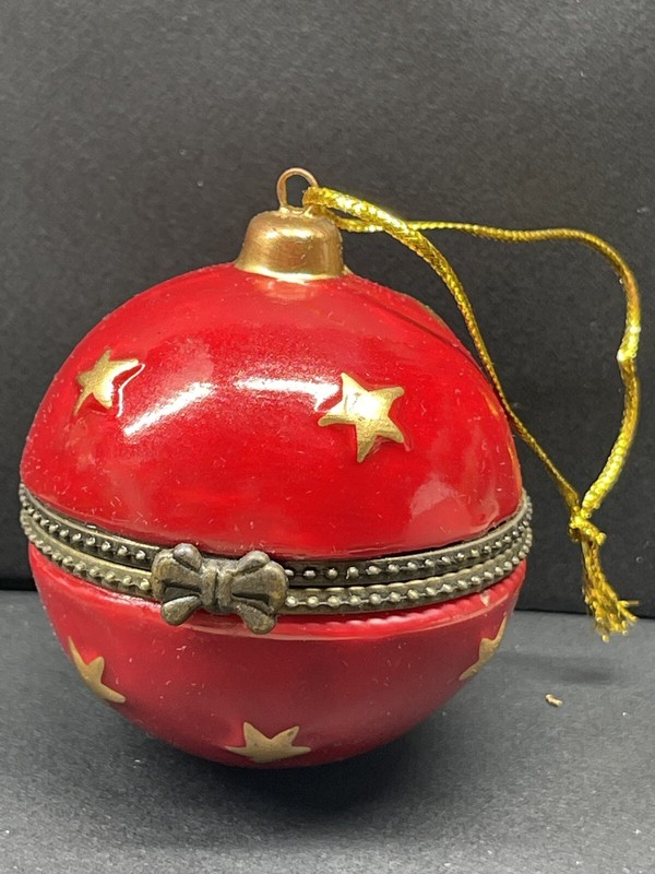 NEW Christmas Tree Porcelain Surprise Ornament Hinged Trinket Box Ball Painted