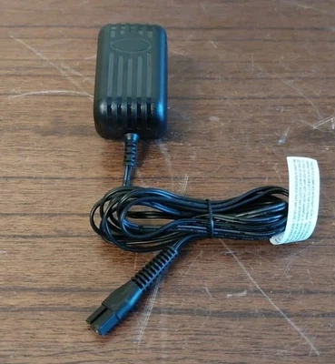 BISSELL 3061 Featherweight Cordless Vacuum -  14V Power Adapter Charger Cord - Image 1 of 4