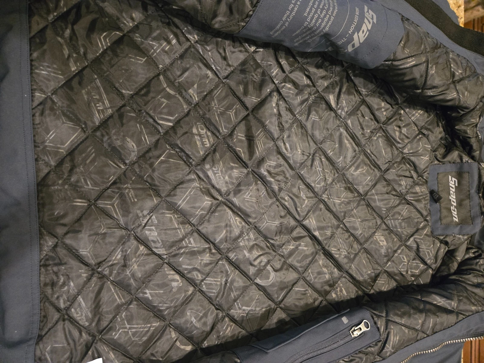 SNAP ON 2026 “The Knight” Padded Jacket w/Interior Tool Design - product detail image 14
