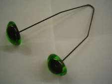 ONE PAIR GREEN GLASS TEDDY / ANIMAL EYES ON WIRES