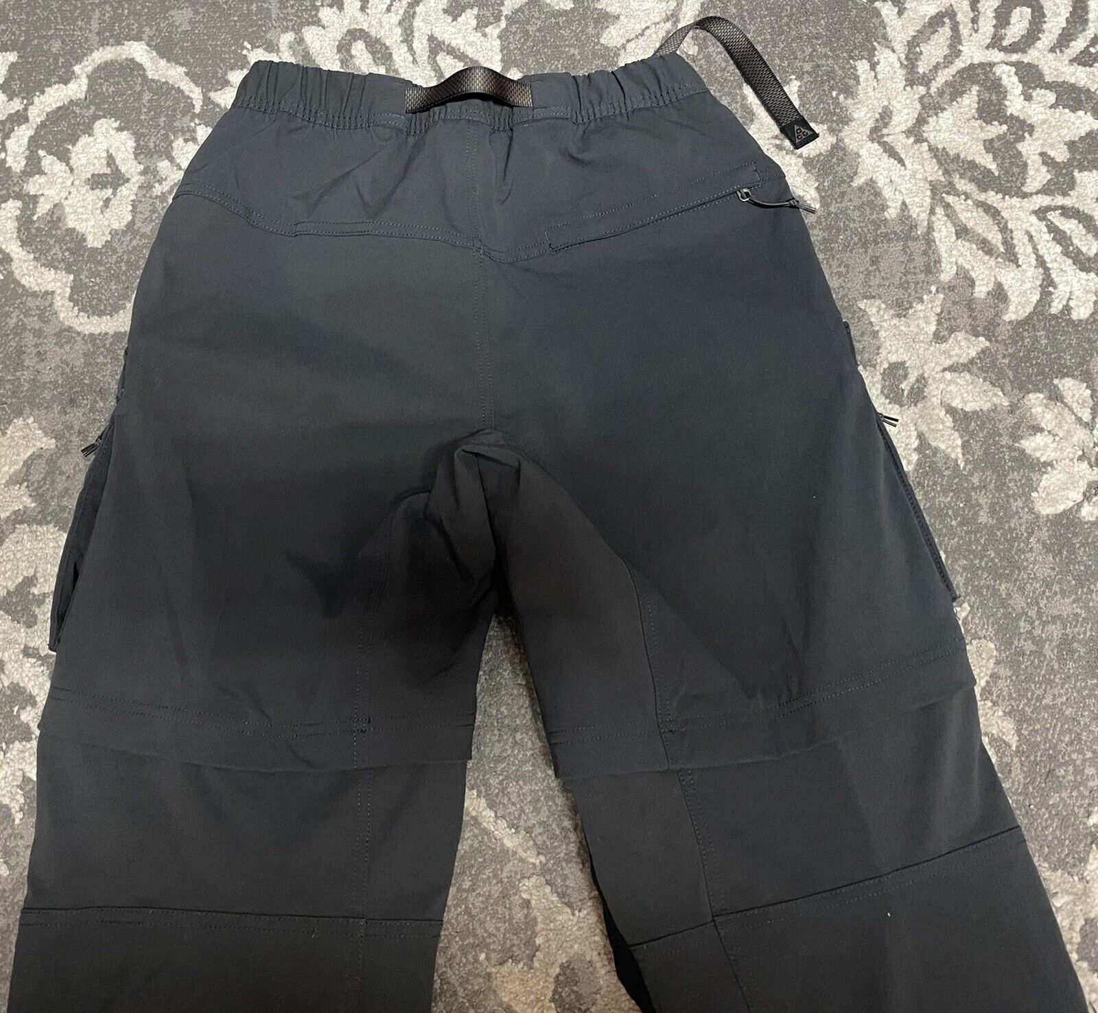 Nike ACG Smith Summit Cargo Pants Mens Sz XXL 2XL Smoke Grey Black  CV0655-070