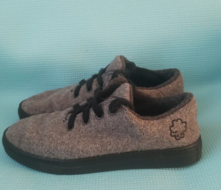 Baabuk Grey Black Wool Sneaker Size EU 36 US 6 - image 3