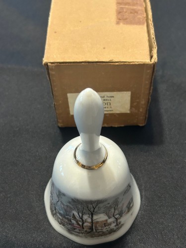 VINTAGE Currier and Ives Dinner Bell AVON 1978 Christmas Avon Representatives - Picture 4 of 4