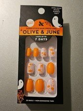 Olive & June Round Extra Short Orange Pumpkin Party - Press-On Nails